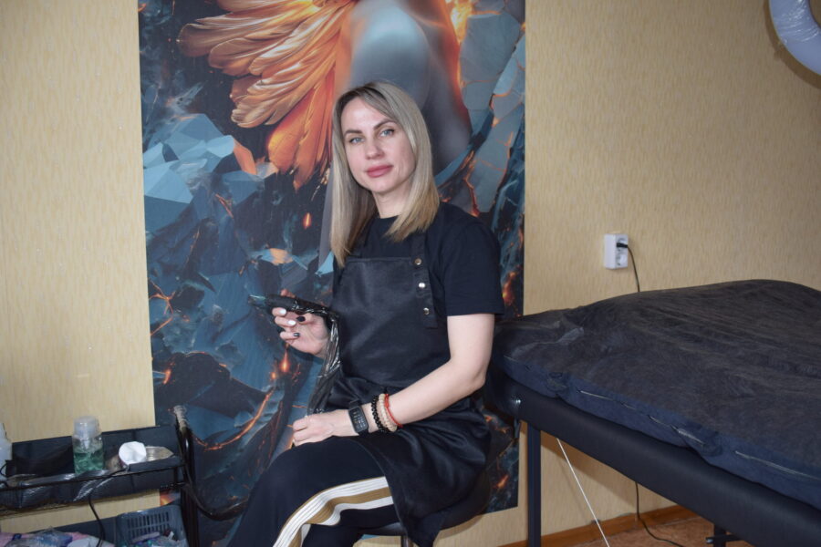 Алла Дюмина помогает подчеркнуть красоту климовчанкам