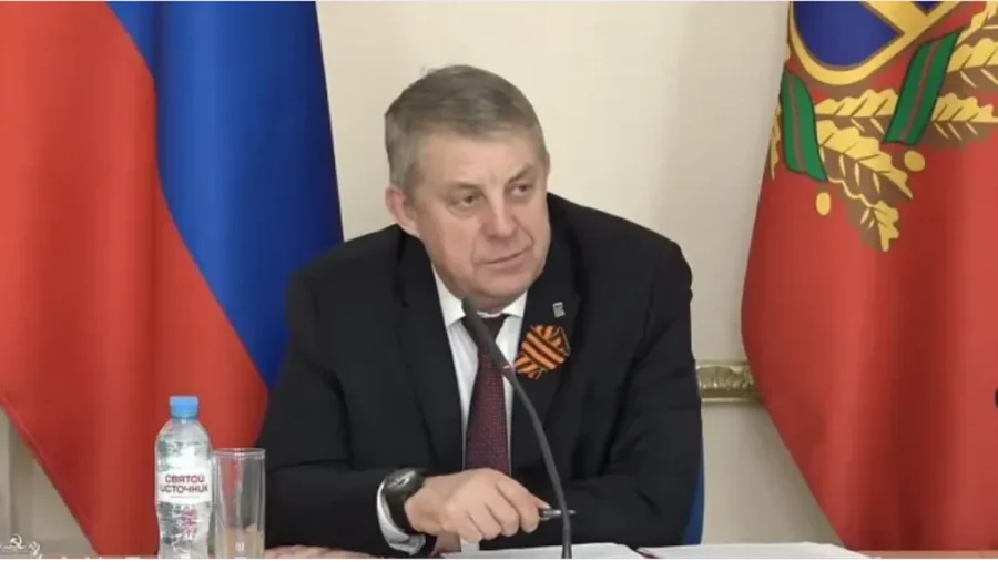 Губернатор Брянской области призвал руководителей муниципалитетов навести порядок в своих районах