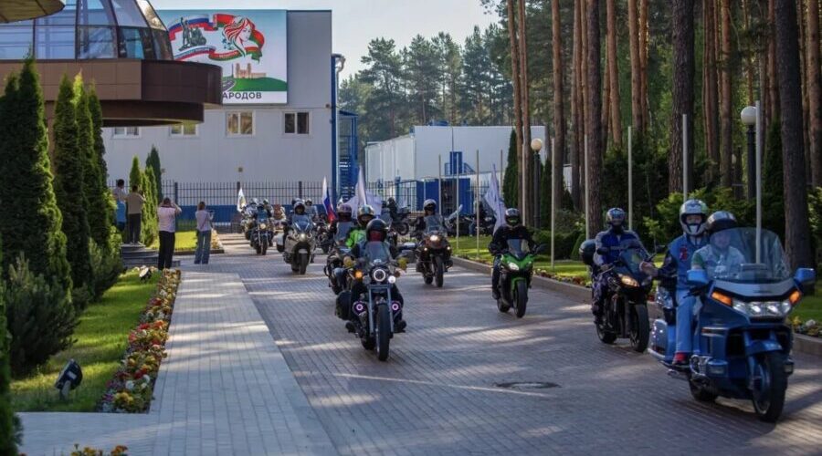 Работники брянского предприятия приняли участие в российско-белорусском автомотопробеге