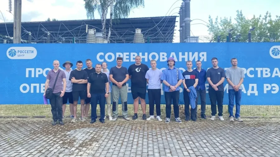 Специалисты филиала «Россети Центр» — «Брянскэнерго» организовали экскурсию