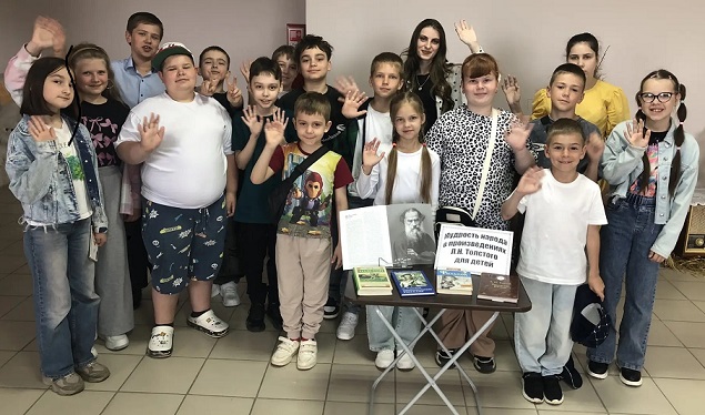 Для юных климовчан провели час хорошей литературы
