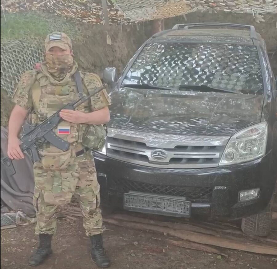 Защитникам границы в Суземском районе волонтеры приобрели автомобиль