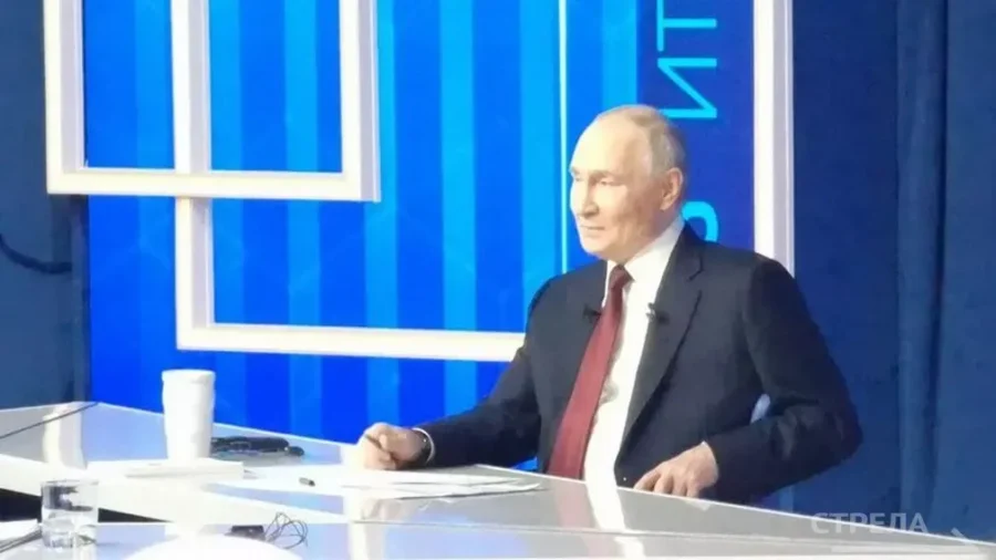 Президент России наградил брянского библиотекаря орденом