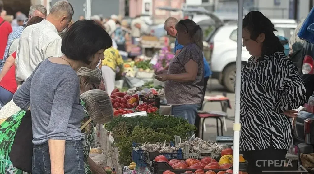 В Брянске работаю ярмарки выходного дня