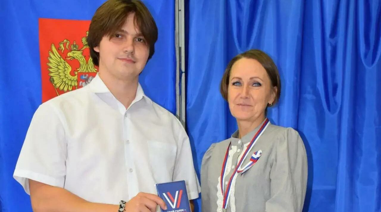 Алексей Долганин голосует впервые