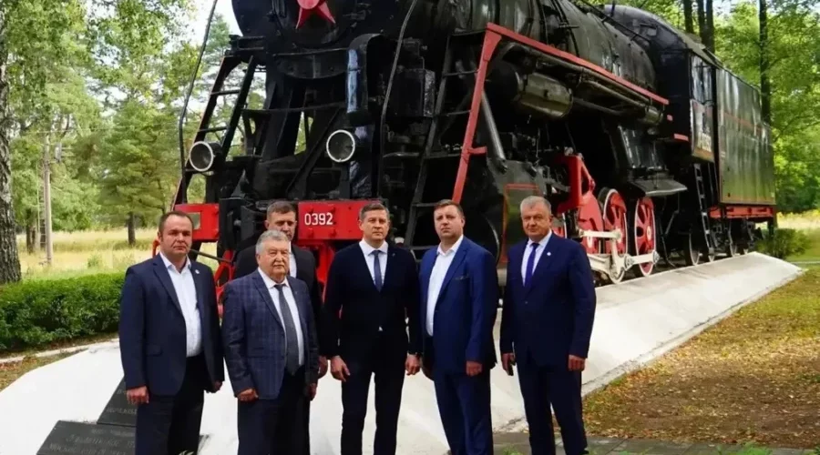 Ковальчук ощутил связь с малой родиной, побывав в Унечском районе