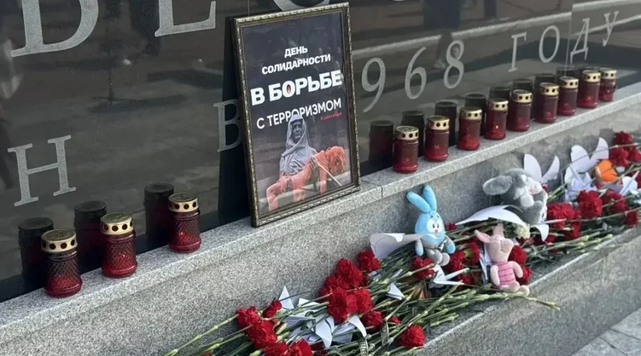 В Брянске памятной акцией вспомнили жертв терроризма