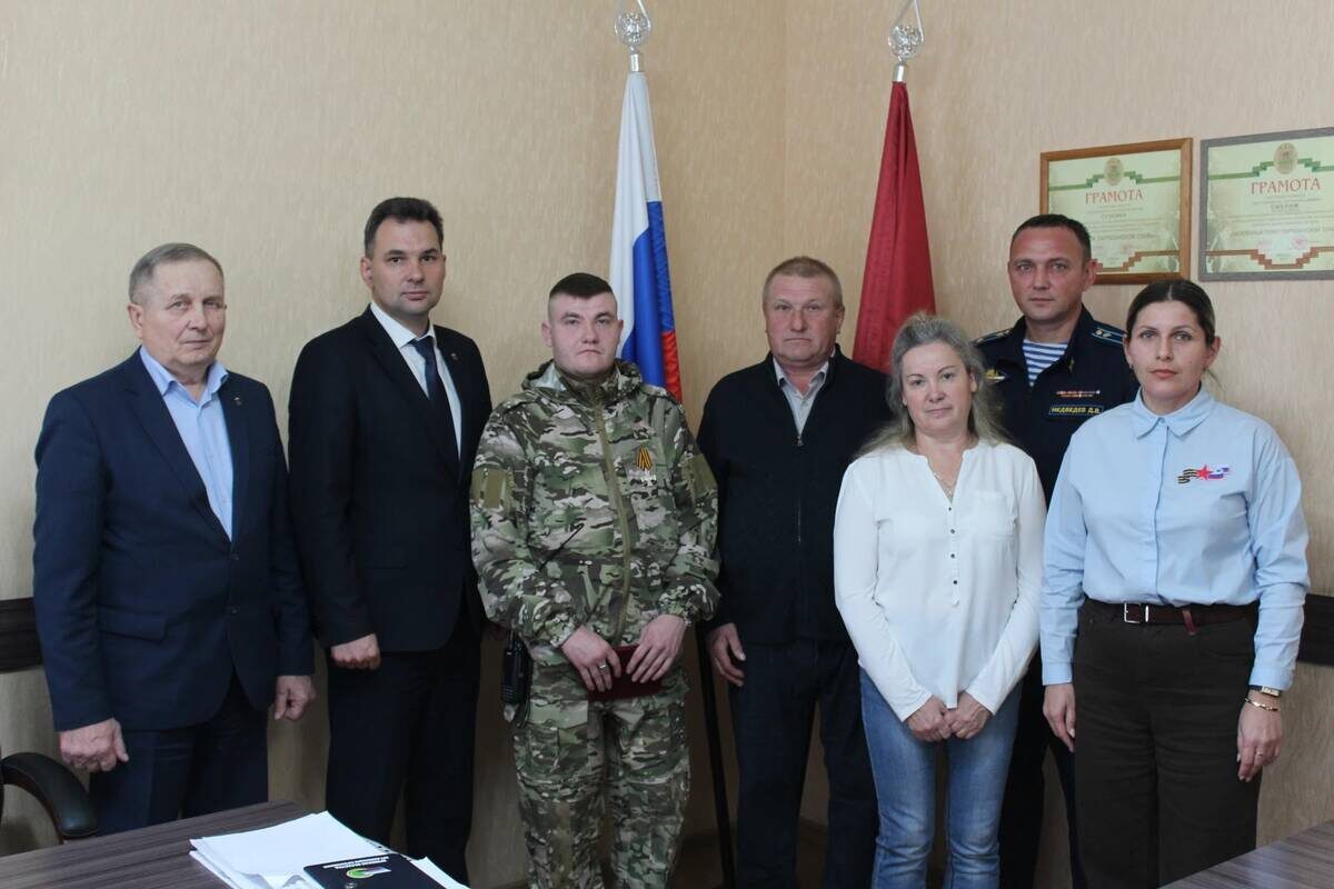 Участнику СВО из Суземки вручили награду