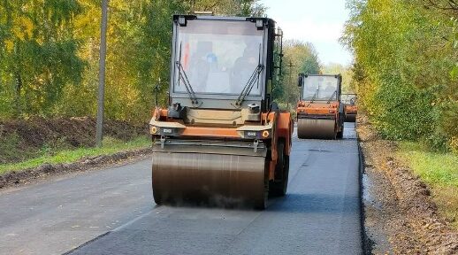 В Трубчевском районе ремонтируют автодорогу «Брянск–Новозыбков» – Трубчевск–Голубча