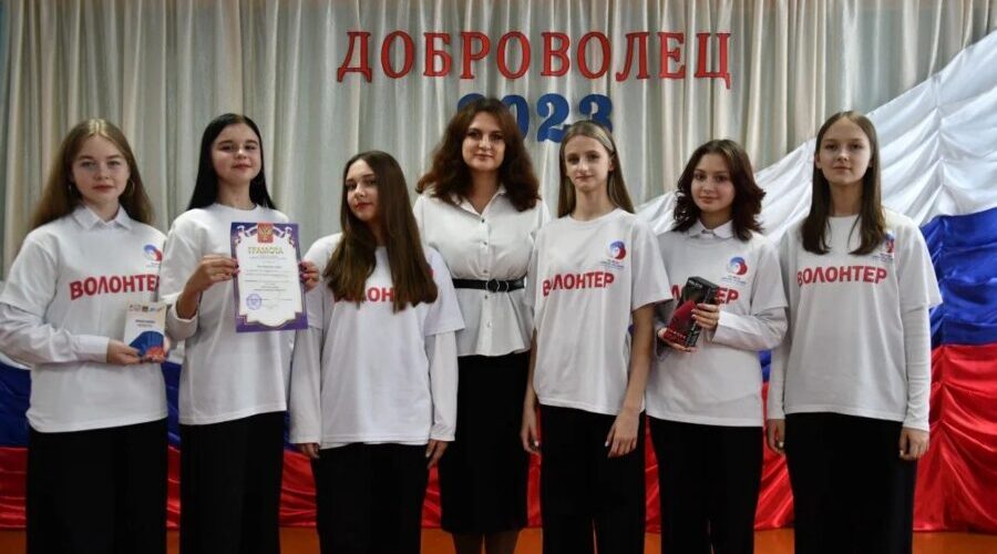 Работники дополнительного образования Климовского района отмечают профессиональный праздник